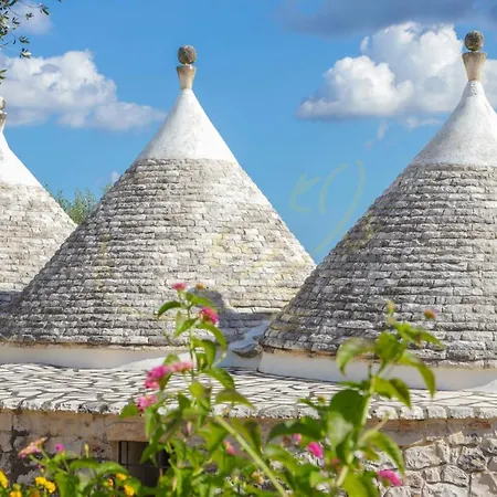 Nyaraló Trulli & Dimore - Trulli Li Serre Cisternino